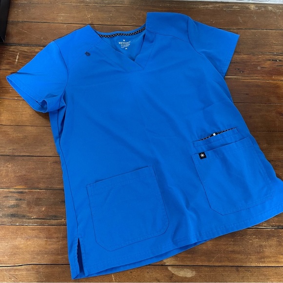 Bruin scrubs Blue V-Neck Scrub Top medium - Picture 1 of 5